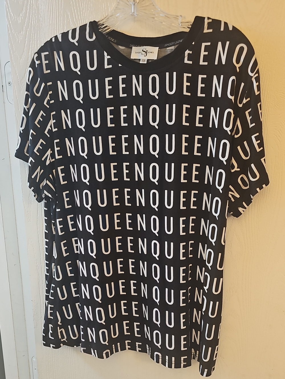Sassy Jones QUEEN Tee